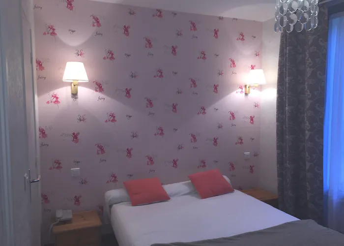 Le Clos D'alesia 3* פריז