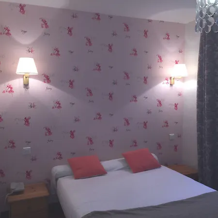 Le Clos D'alesia 3* Párizs