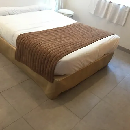 ル クロ ダレシア パリ