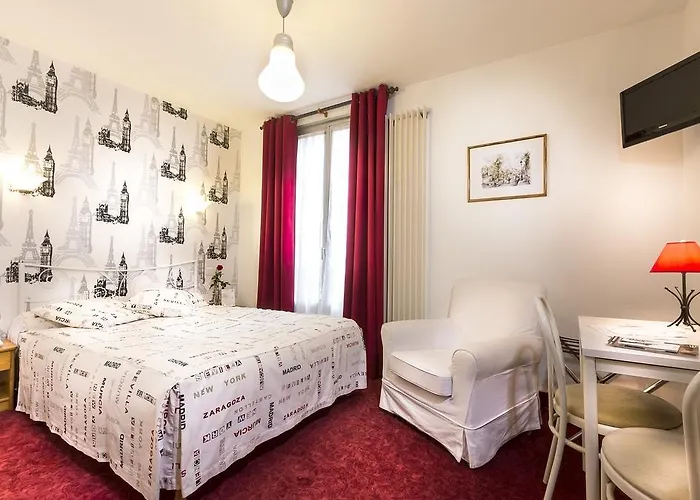 Le Clos D'alesia Hotel