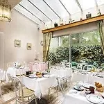 Le Clos D'alesia Hotel 3*