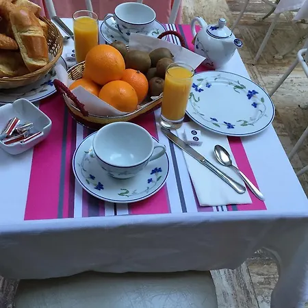 Le Clos D'alésia 3* Paris